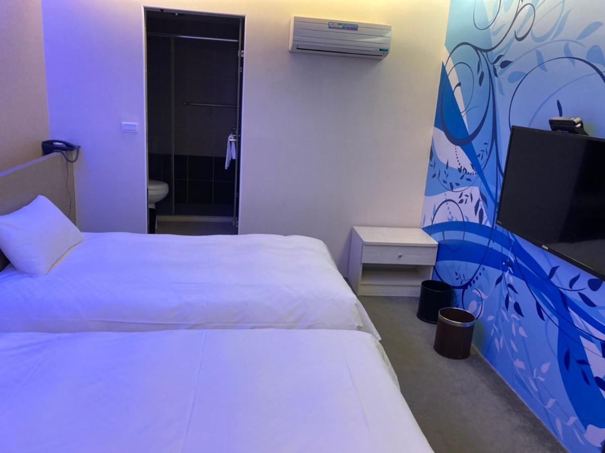 Shun-Yi Business Hotel Chiayi Buitenkant foto