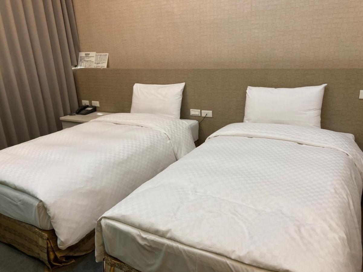 Shun-Yi Business Hotel Chiayi Buitenkant foto