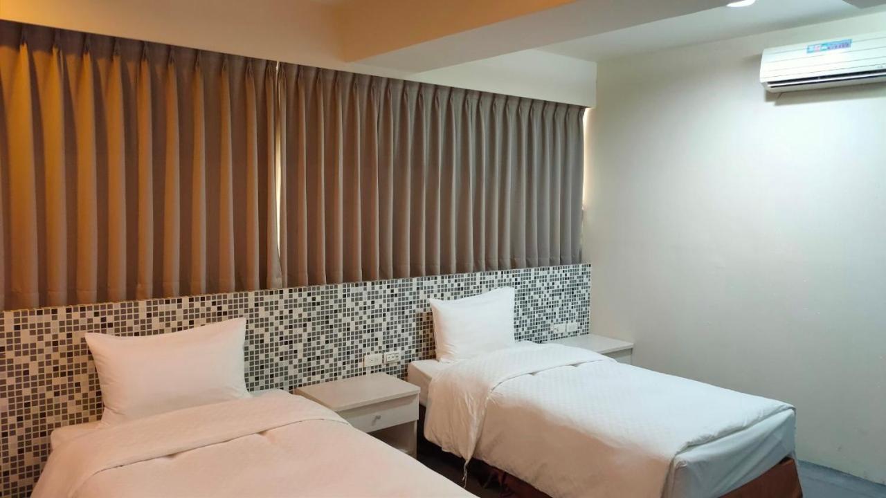 Shun-Yi Business Hotel Chiayi Buitenkant foto