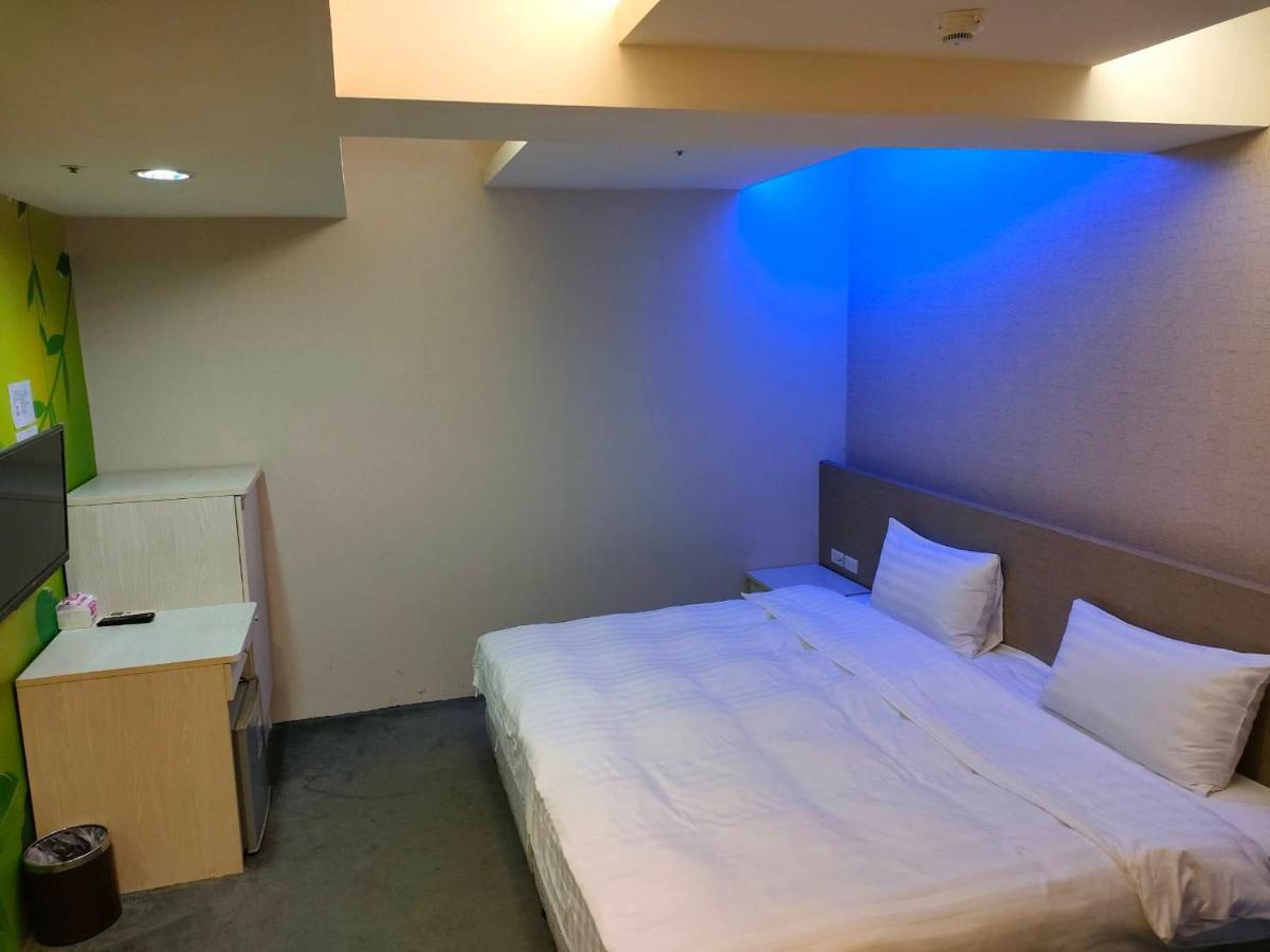 Shun-Yi Business Hotel Chiayi Buitenkant foto