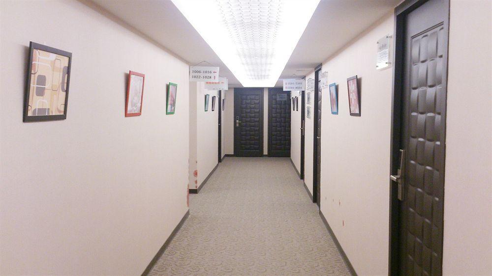 Shun-Yi Business Hotel Chiayi Buitenkant foto