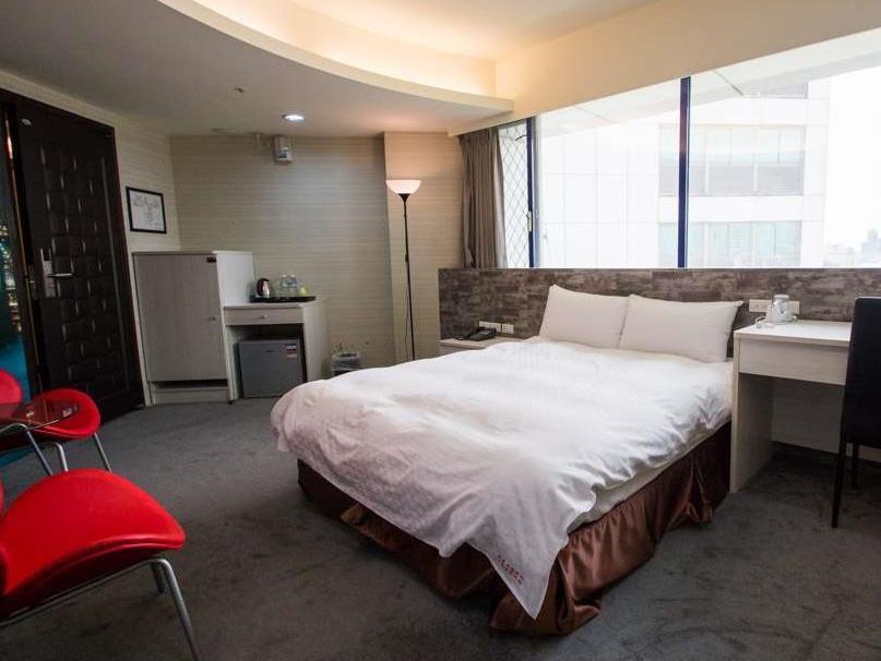 Shun-Yi Business Hotel Chiayi Buitenkant foto